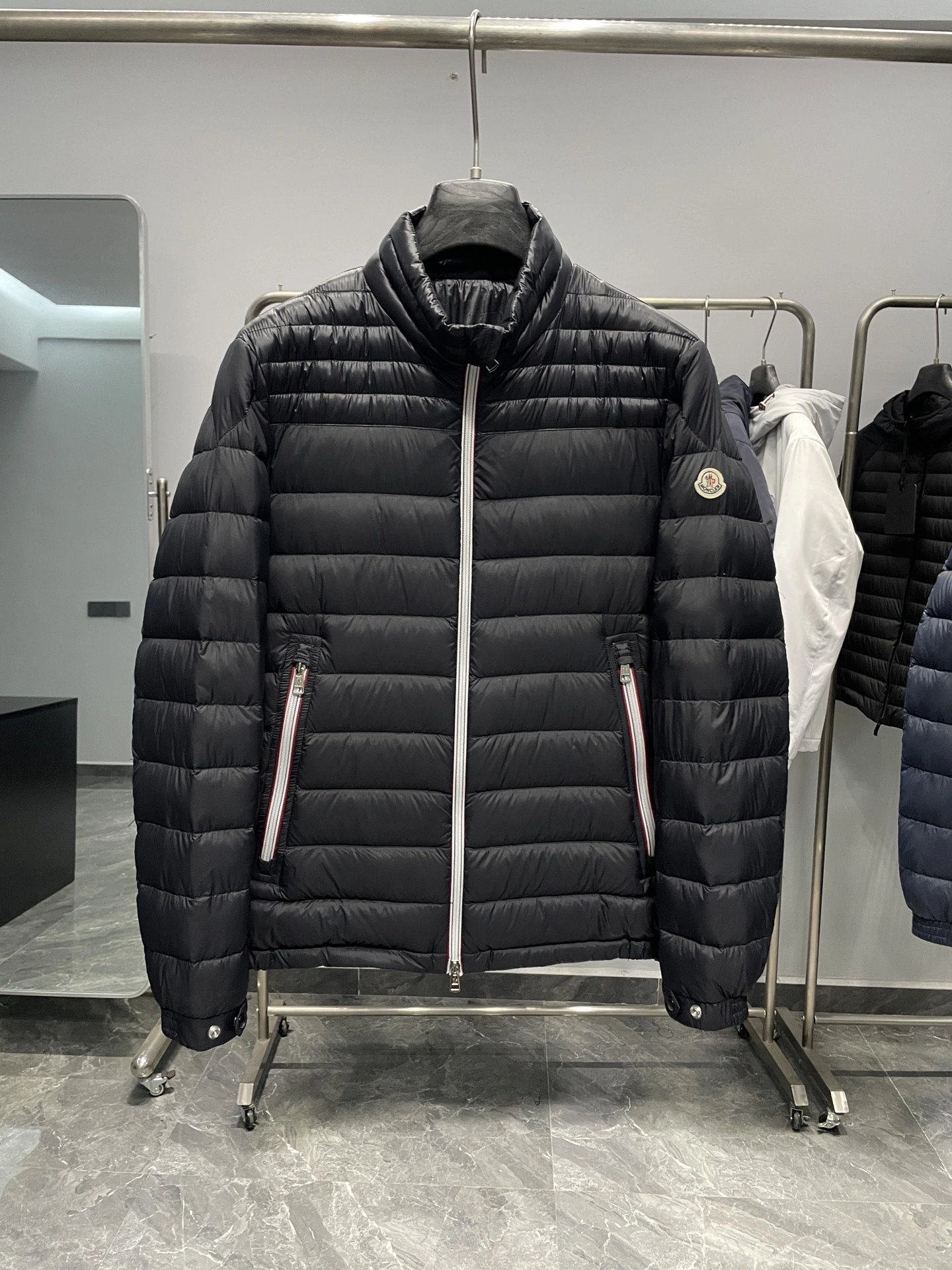 wg.luxury-- 7o9385r Down jacket white duck down nylon 2colour item: E-F000J1308-2